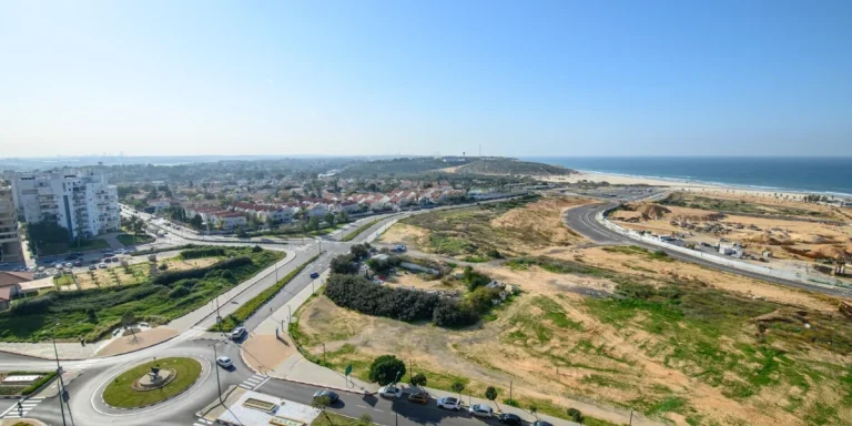 8 Ehud Manor 1 768x384