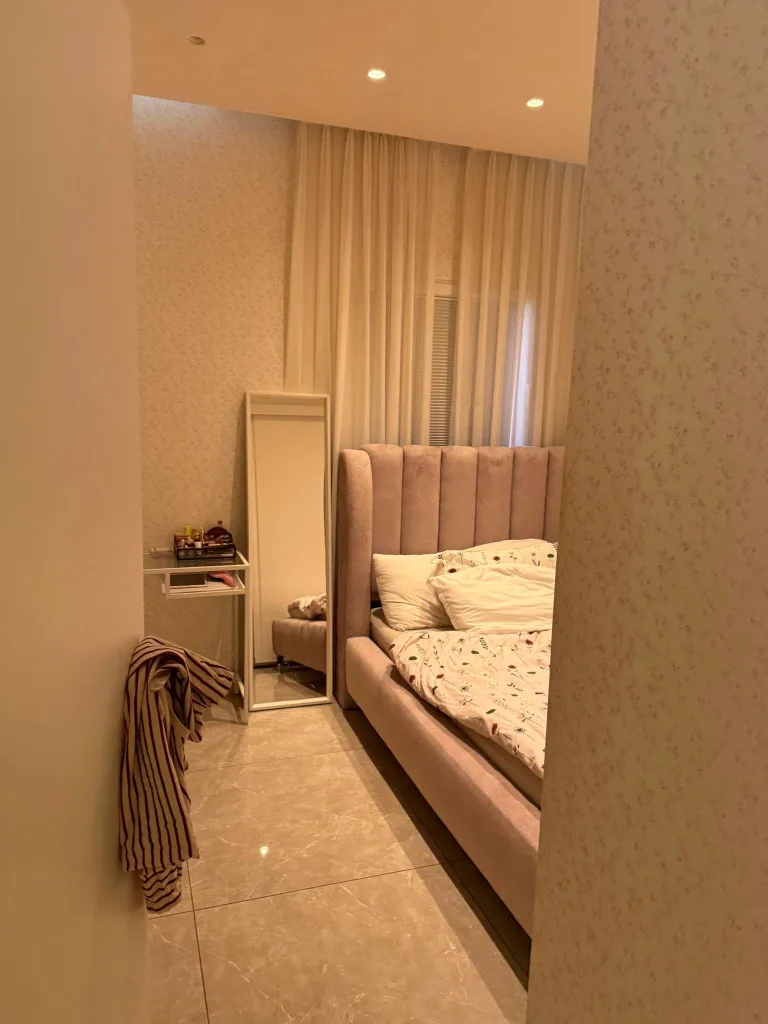 E2313E5D D9D0 4400 96DE 3A8812C3B9AB 768x1024