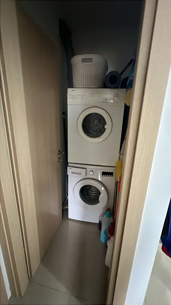 PHOTO 2026 01 01 12 40 30 576x1024