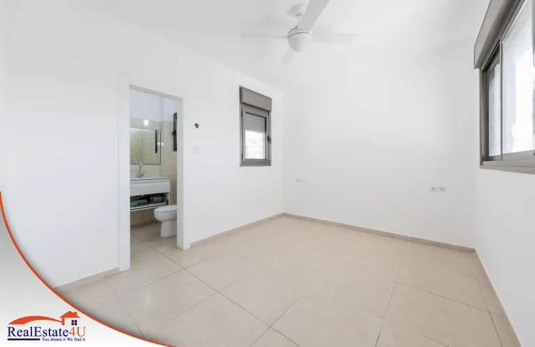 PHOTO 2026 01 01 13 02 25 16 1 768x498