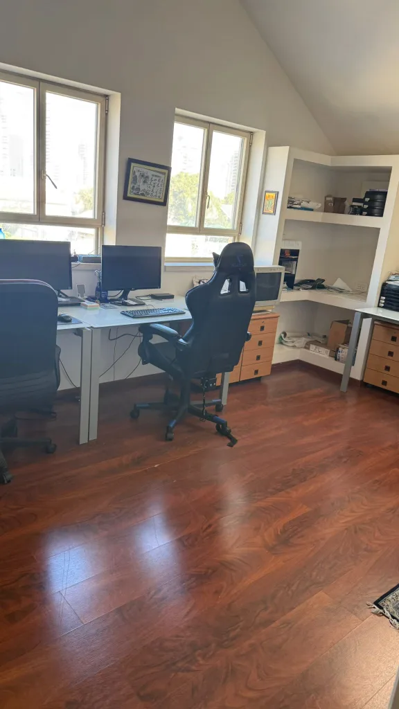 PHOTO 2026 01 16 11 51 49 576x1024