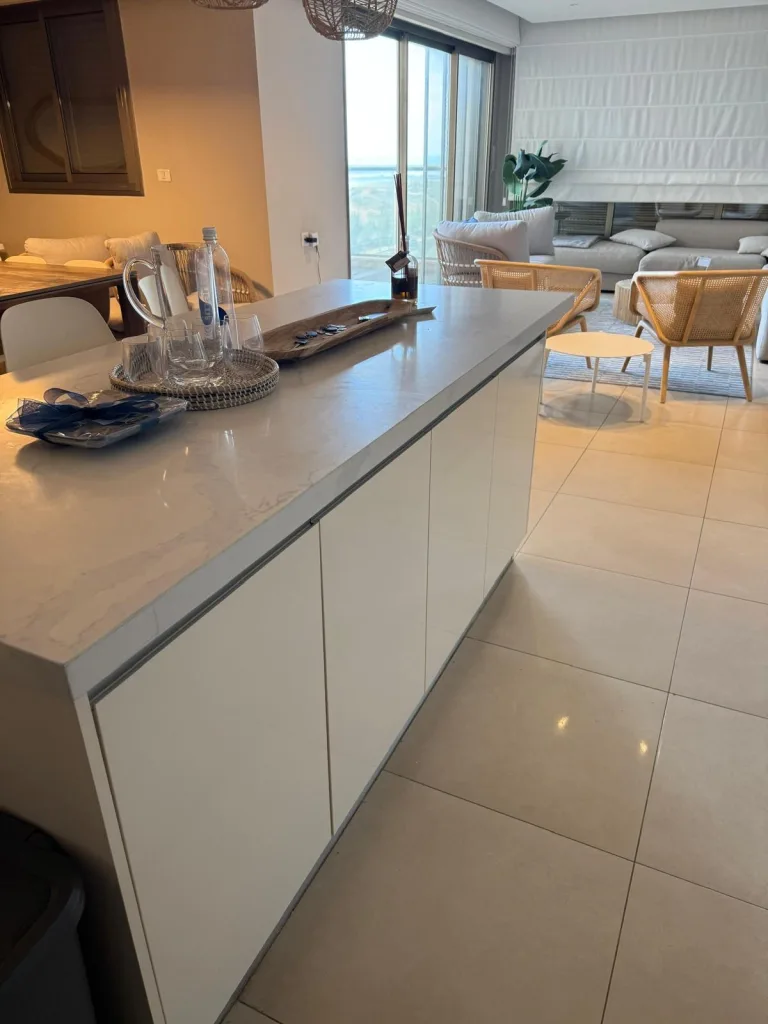 70dd52b2 2eb4 4d1e 821e ba0d0c765f2f 768x1024