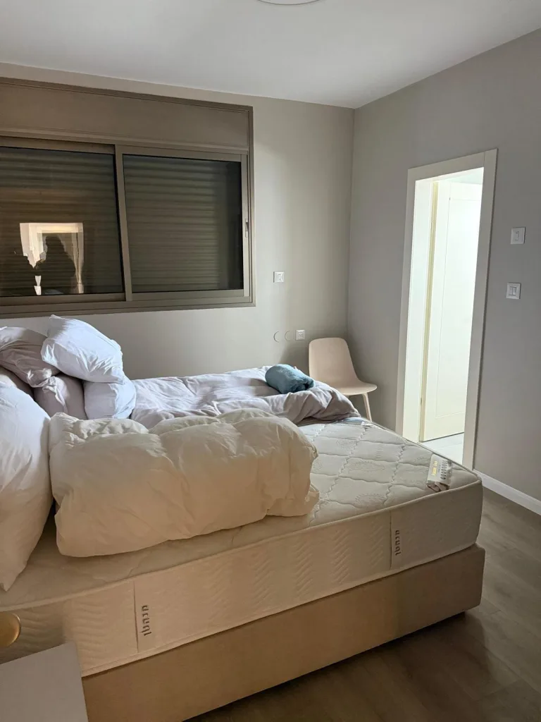 9c4159b7 756f 4db8 a346 531c923b7b59 1 768x1024